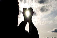 海星体育官网:什琴斯尼:在巴萨当门将太爽了 若特狮回归立刻当主力我也没怨言.